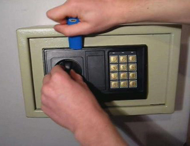 琼中24小时上门开锁公司